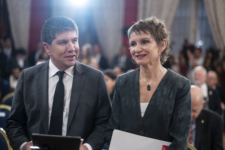 Manuel Monsalve, Undersecretary of Interior, and Carolina Tohá, Minister of Interior.